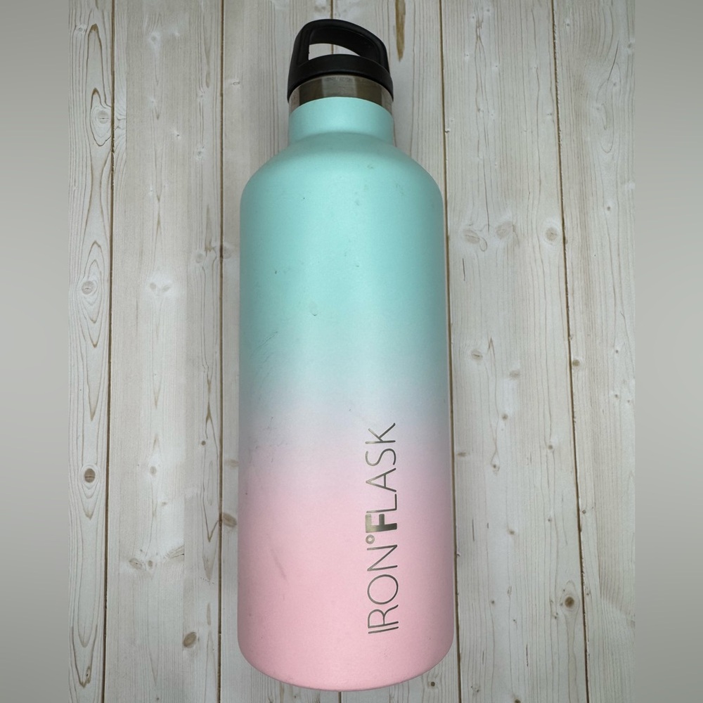 Iron Flask 32oz Tumbler in Bubble Gum